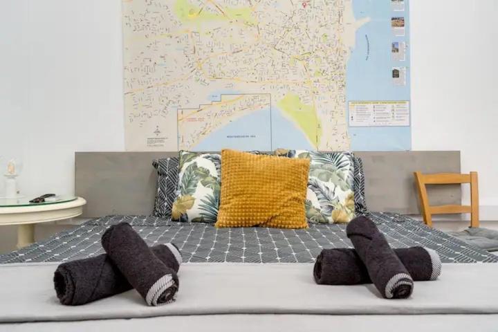 Cozy And Traditional - Ec Studios Larnaca Luaran gambar